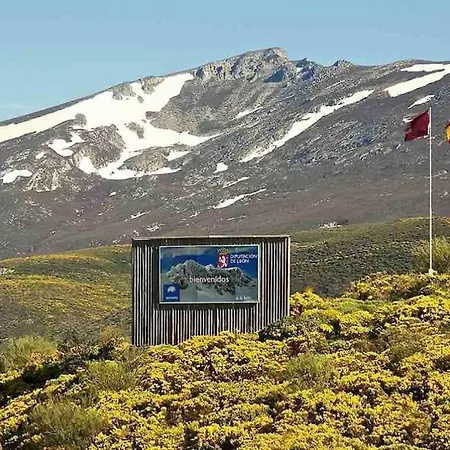 Estudio En Estación Y Garaje Vut-le-524 San Isidro (Leon)