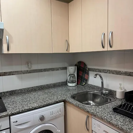 Apartamento Estudio En Estación Y Garaje Vut-le-524 *