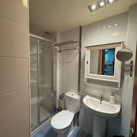 Estudio En Estación Y Garaje Vut-le-524 Apartamento