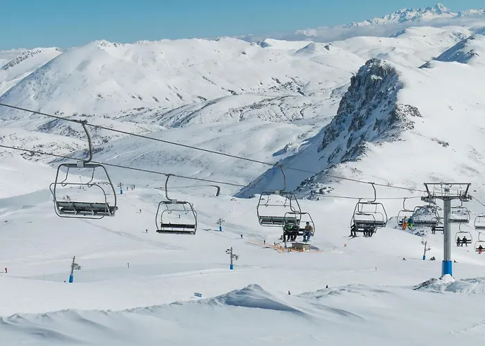 Estacion De Esqui De - Moderno A Pie De Pista