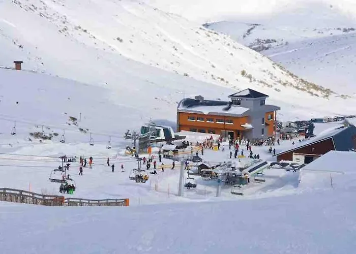 Estacion De Esqui De - Moderno A Pie De Pista Сан-Исидро